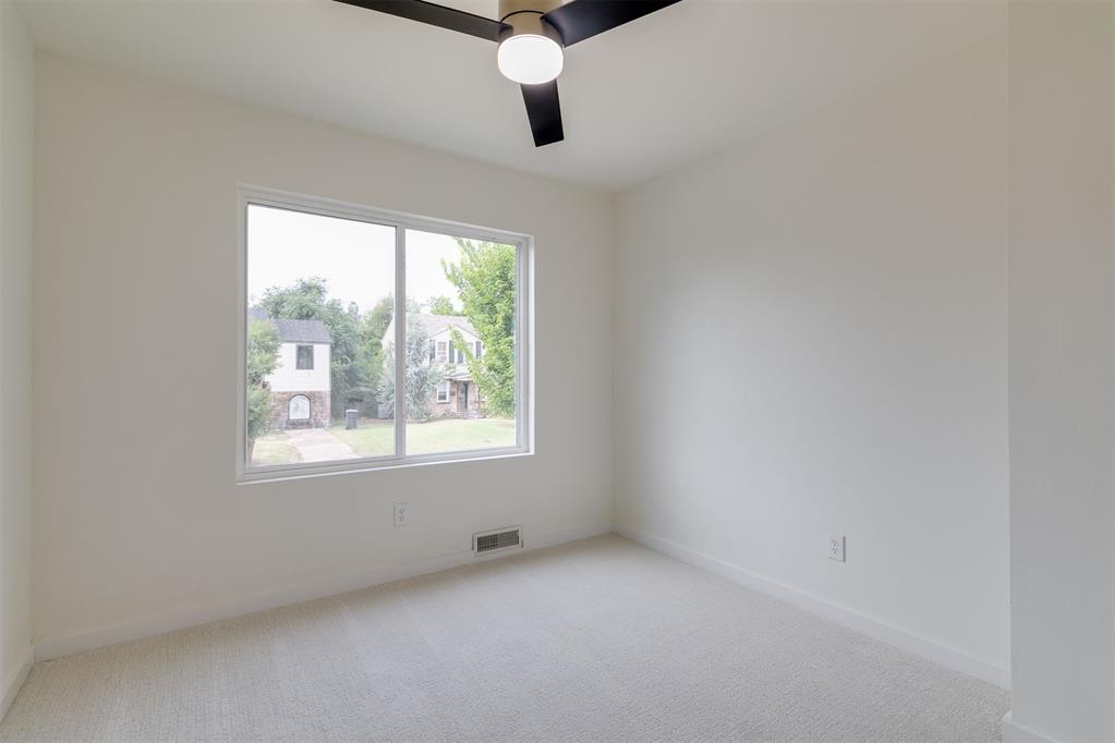 2805 NW 26th Street