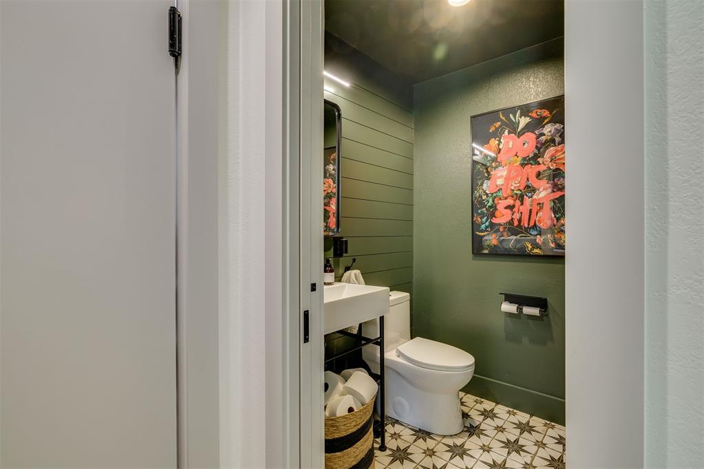 1608 Sandpiper Drive