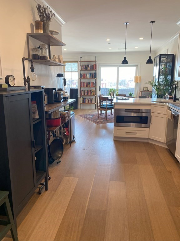163 Leyden St # 2