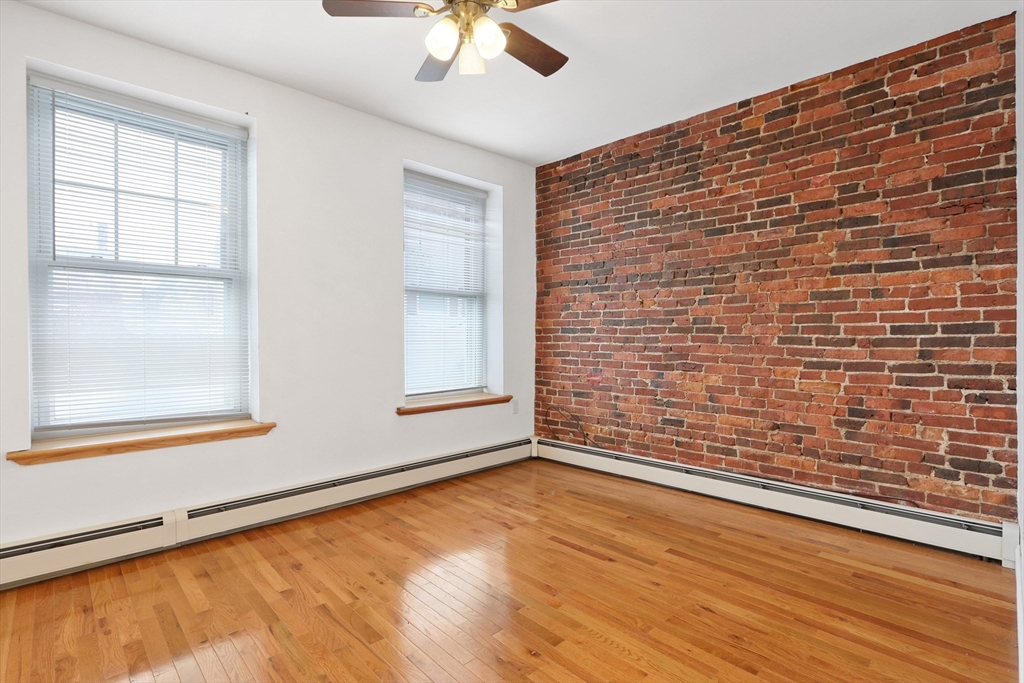 31 Division St # 3