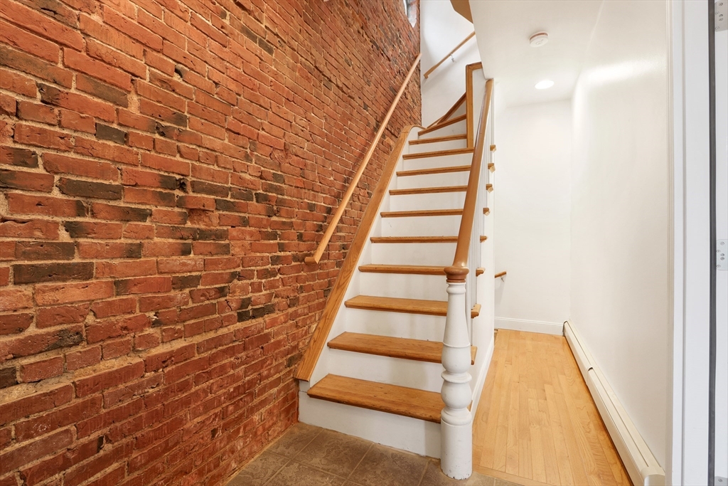 31 Division St # 3