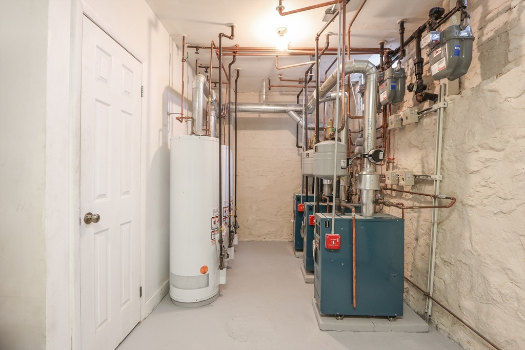 31 Division St # 3