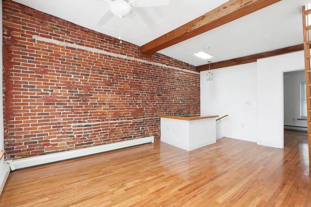 31 Division St # 3