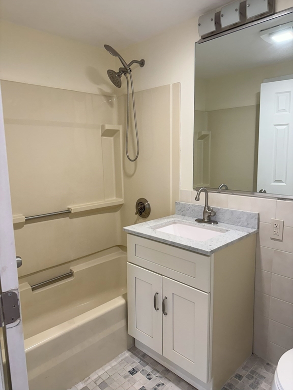31 Division St # 2