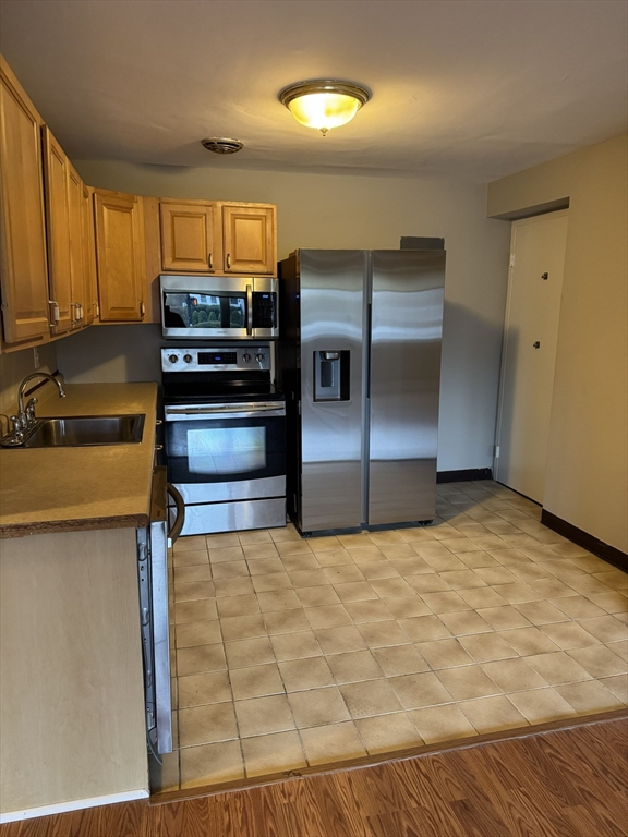 186 Lexington Street # 1