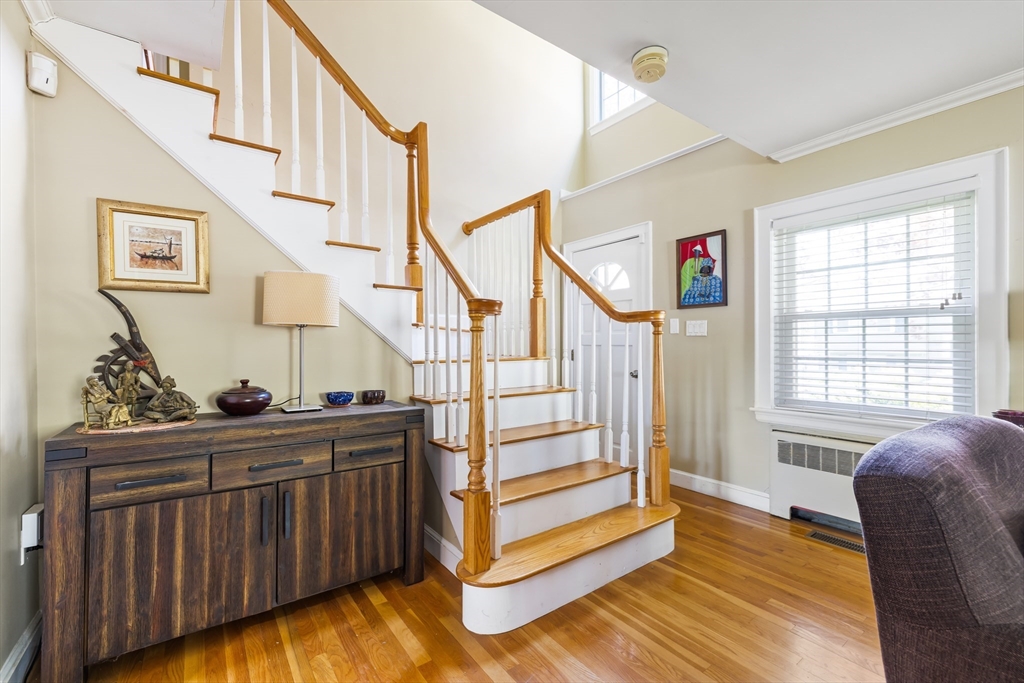 32 Smith Ave