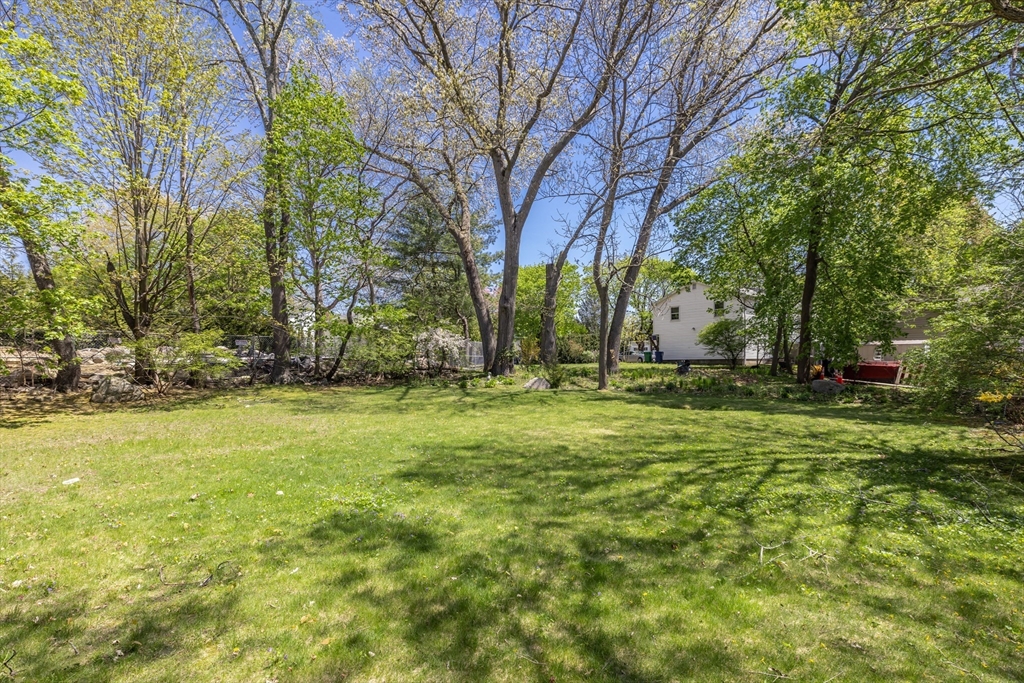 32 Smith Ave
