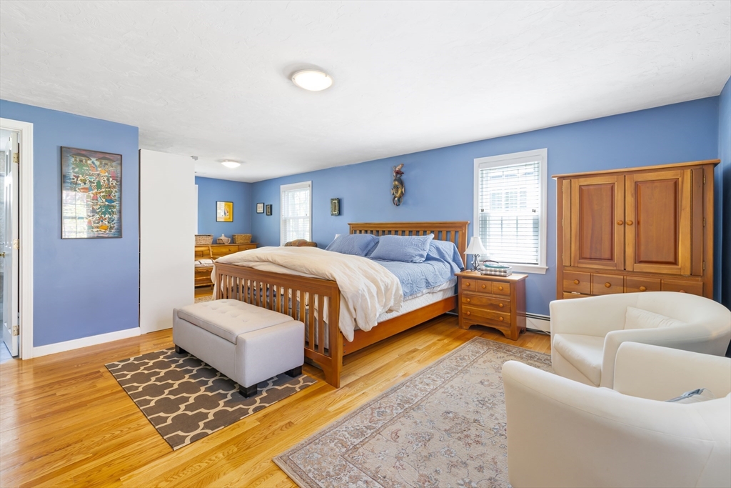 32 Smith Ave