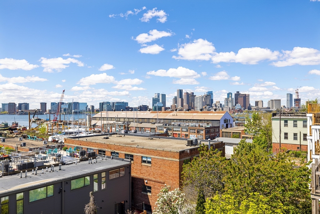 275 Webster