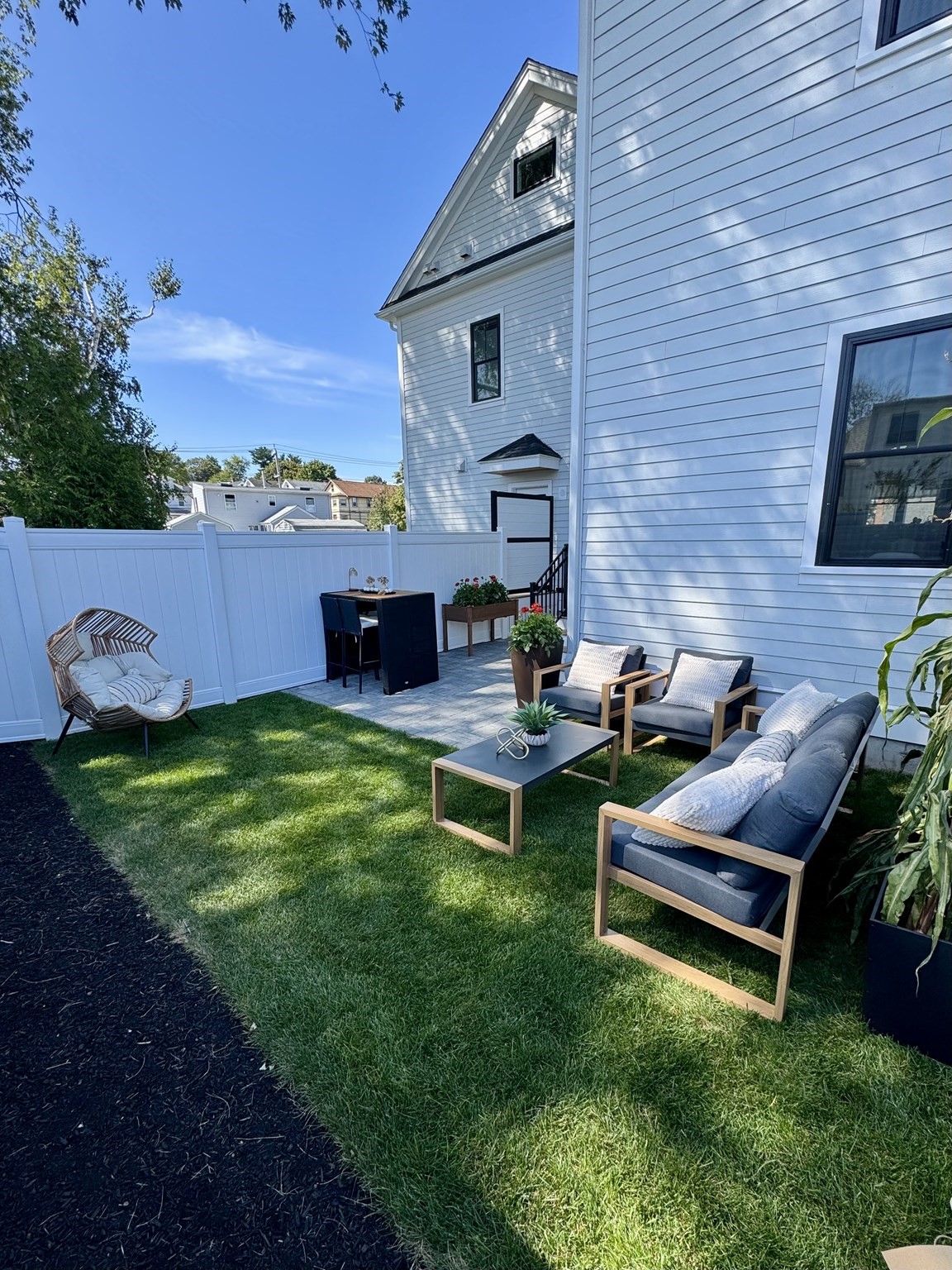 128 Carey Ave # 128