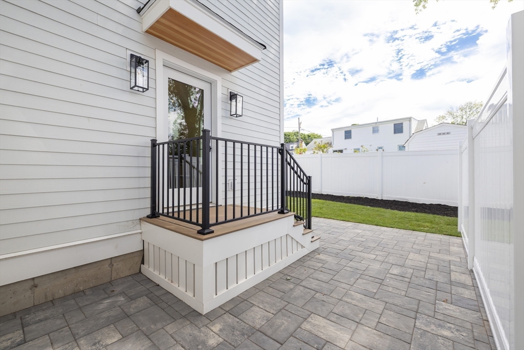 128 Carey Ave # 128