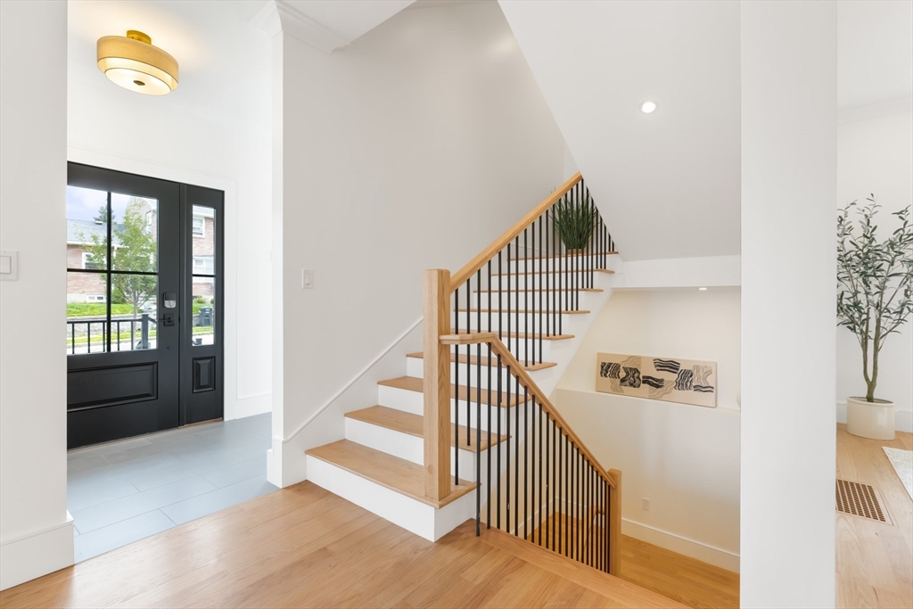 128 Carey Ave # 128