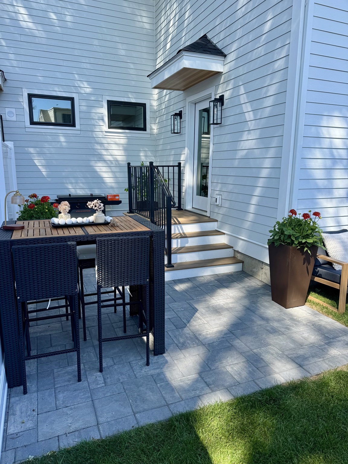 128 Carey Ave # 128