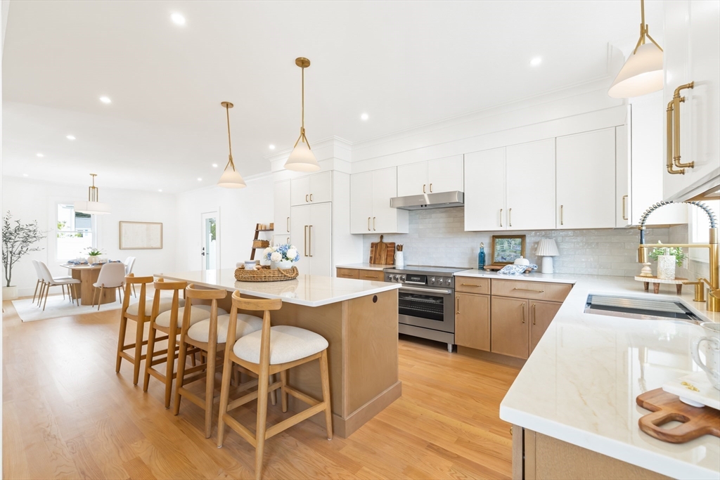 128 Carey Ave # 128