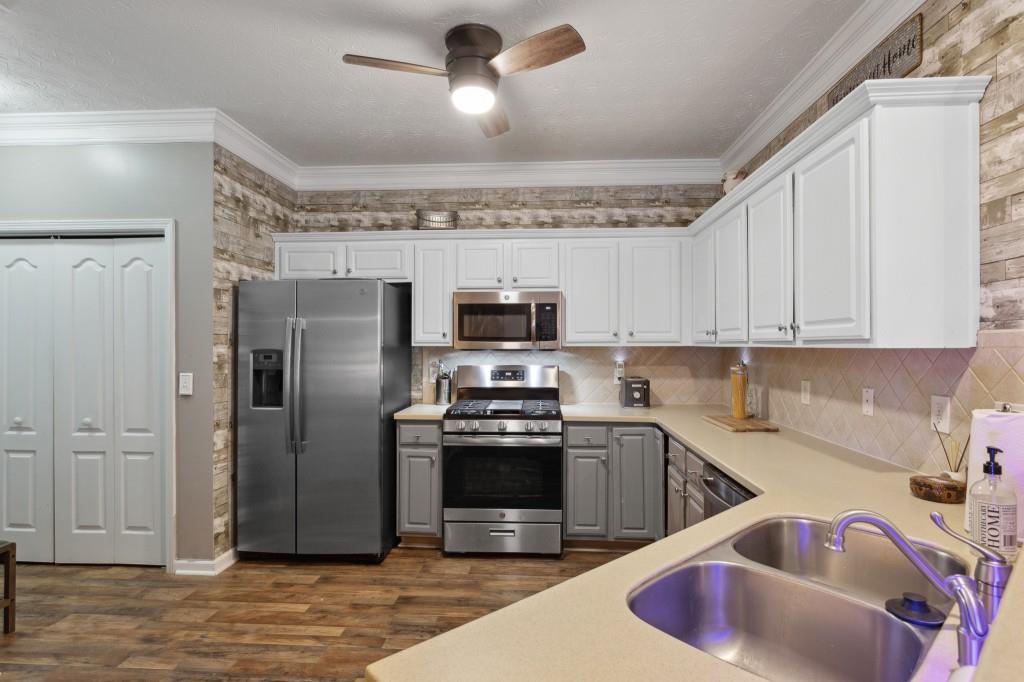 4533 Caleb Crossing