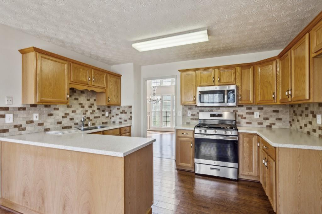 202 Thornwood Lane