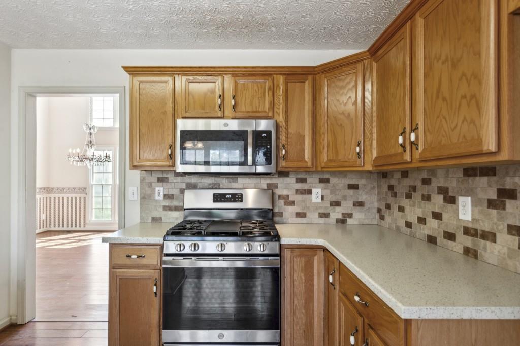 202 Thornwood Lane