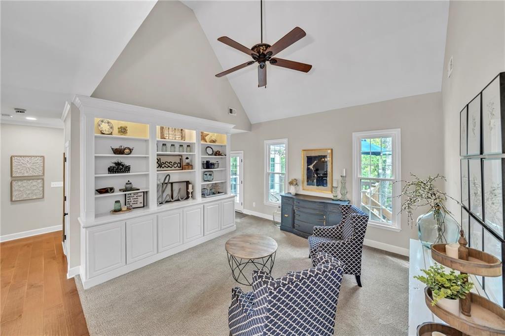 2216 Major Loring Way SW