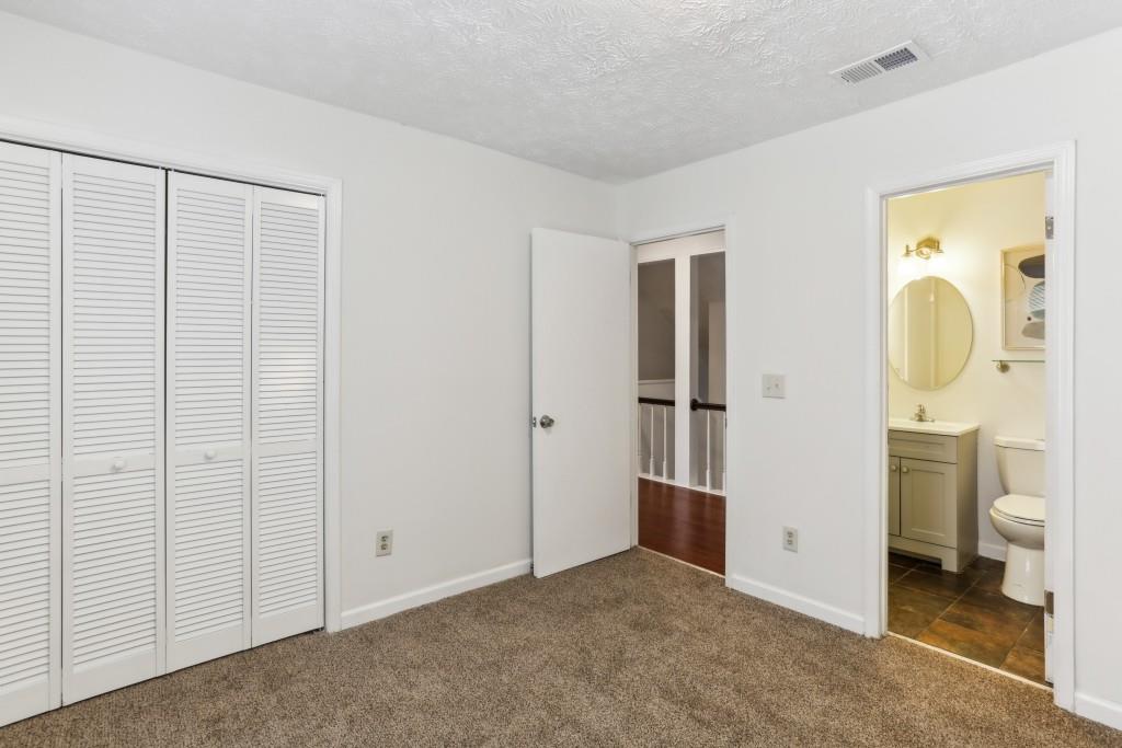 892 Glynn Oaks Drive