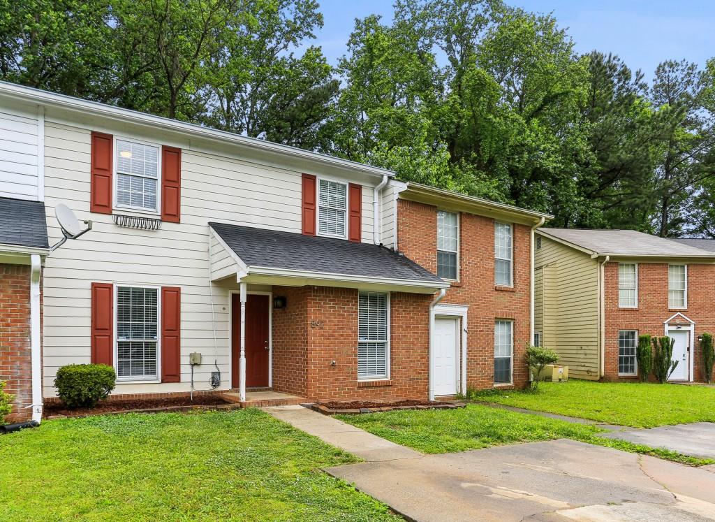 892 Glynn Oaks Drive