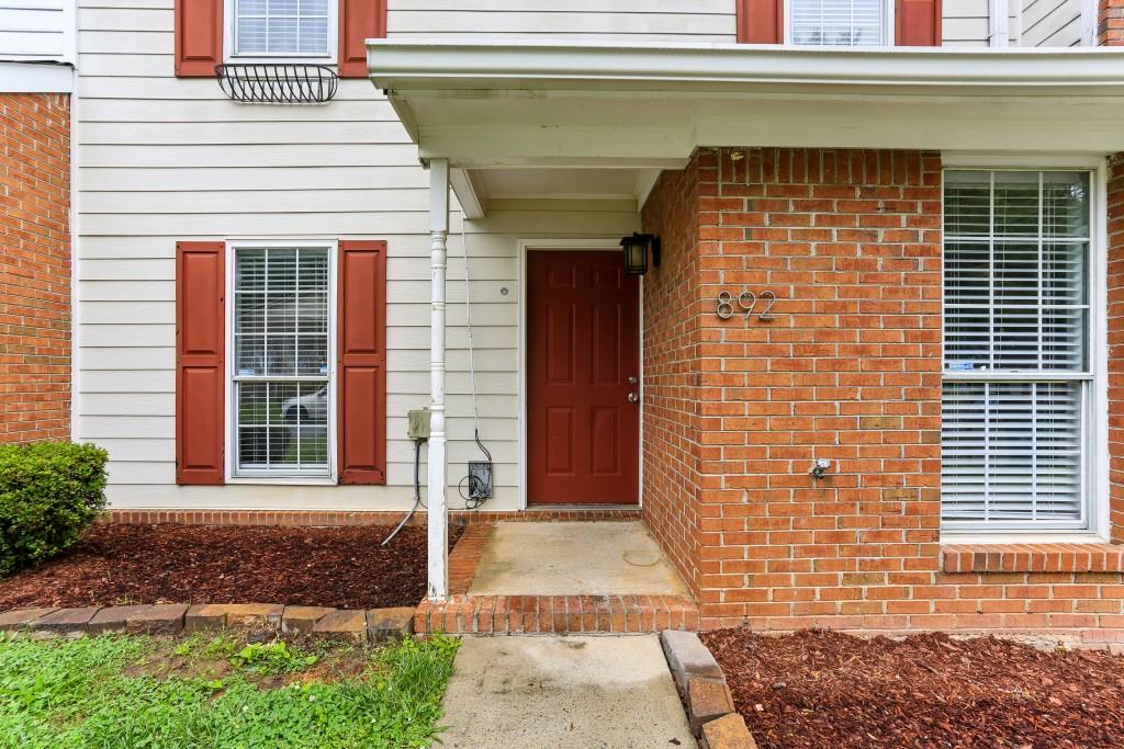 892 Glynn Oaks Drive