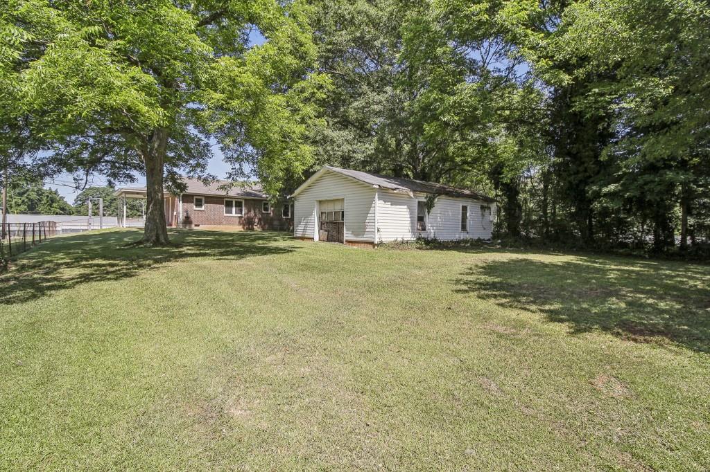 1386 Columbia Drive