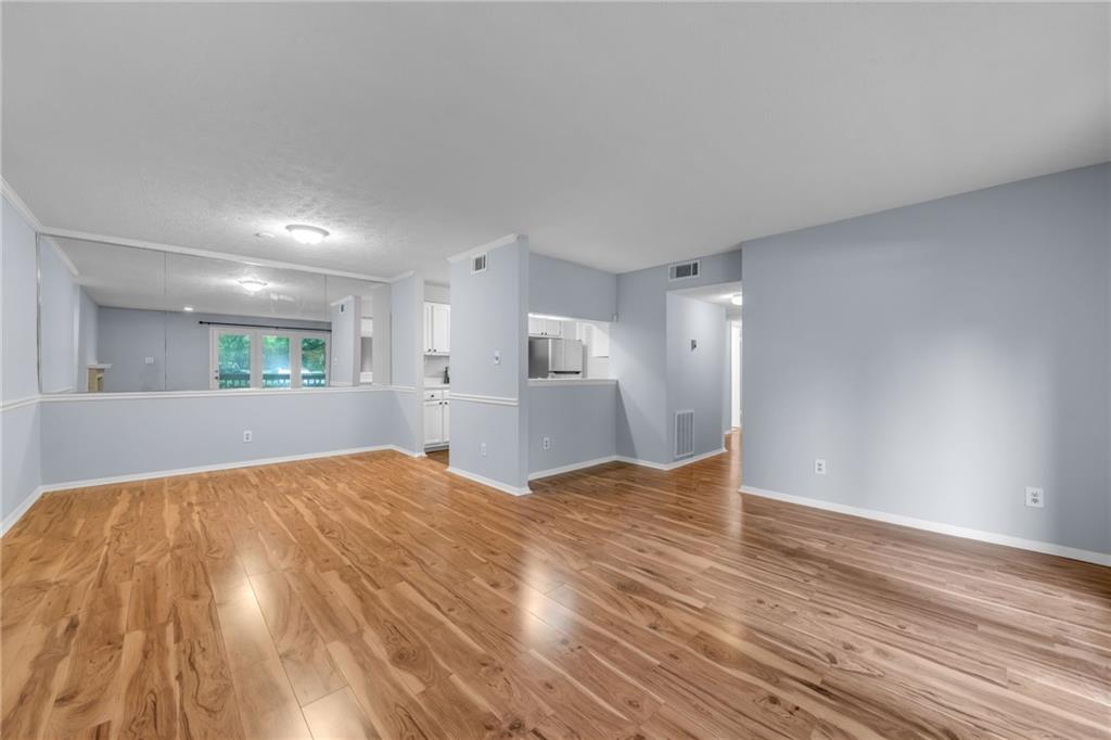 313 Tuxworth Circle