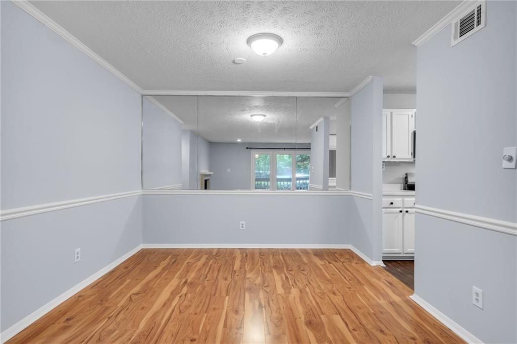 313 Tuxworth Circle
