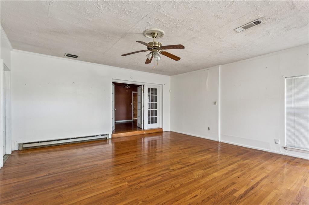 1310 Loch Lomond Trail SW