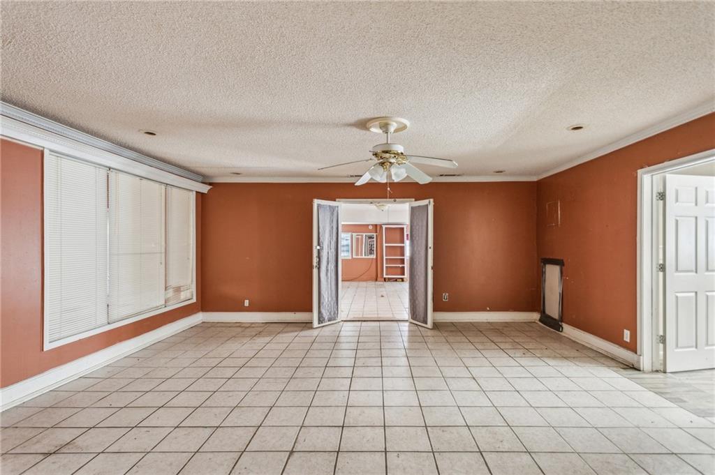1310 Loch Lomond Trail SW