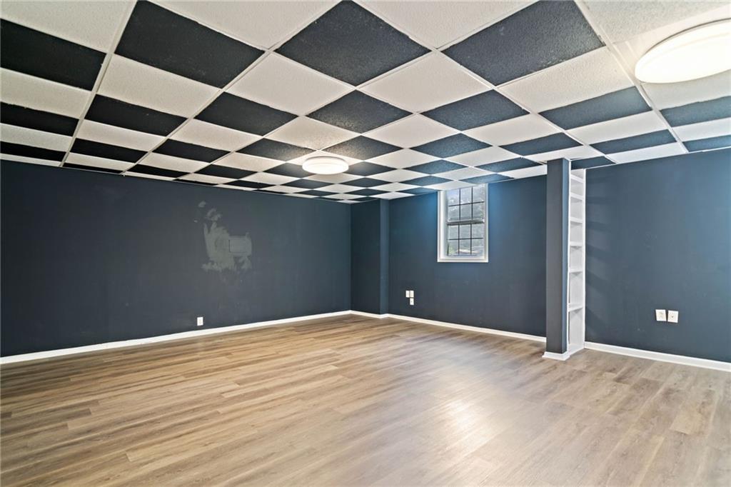 2114 Lindley Lane NW