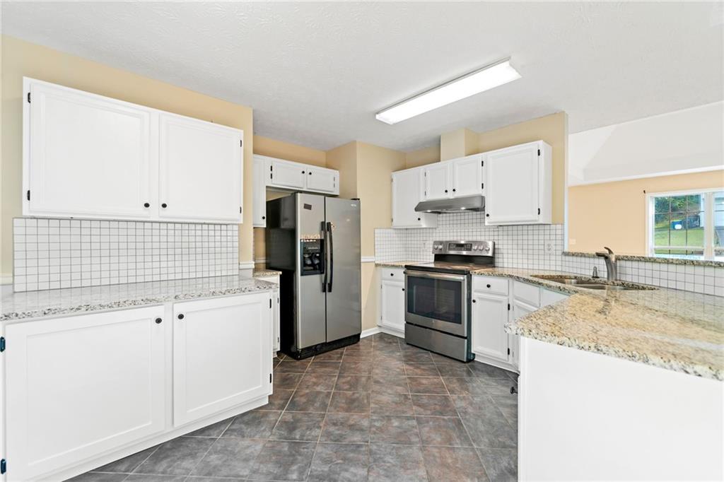 2114 Lindley Lane NW