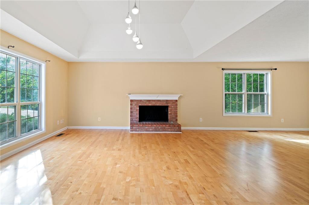 2114 Lindley Lane NW