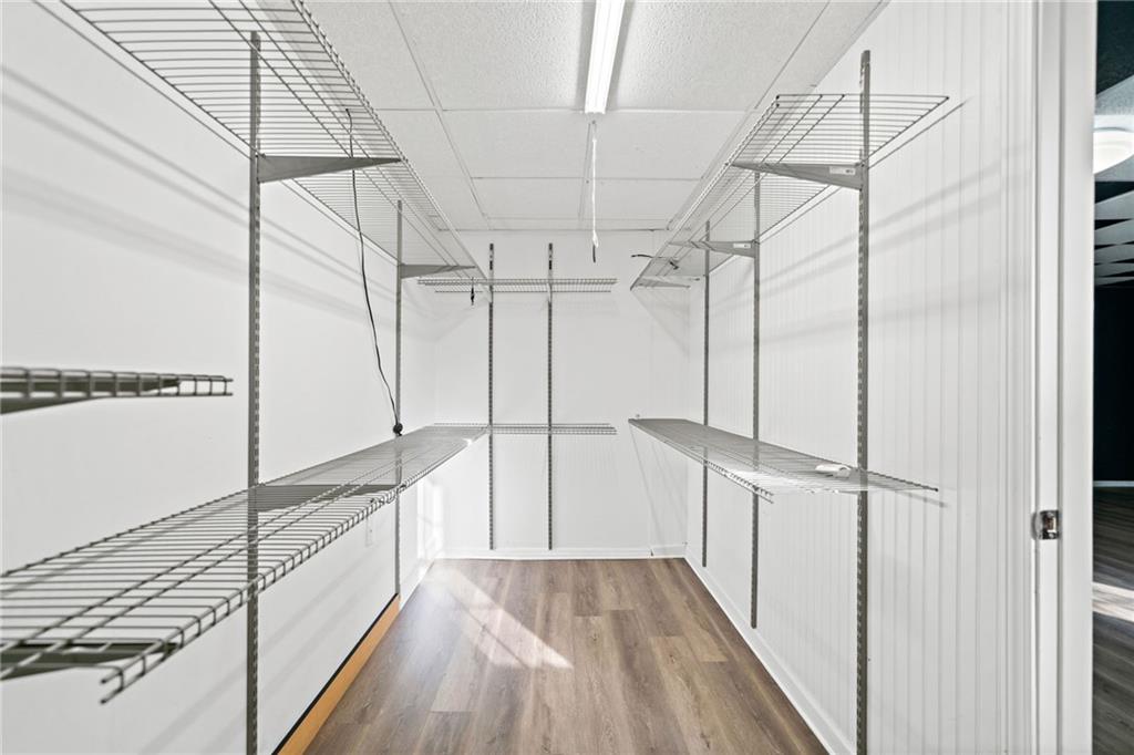 2114 Lindley Lane NW