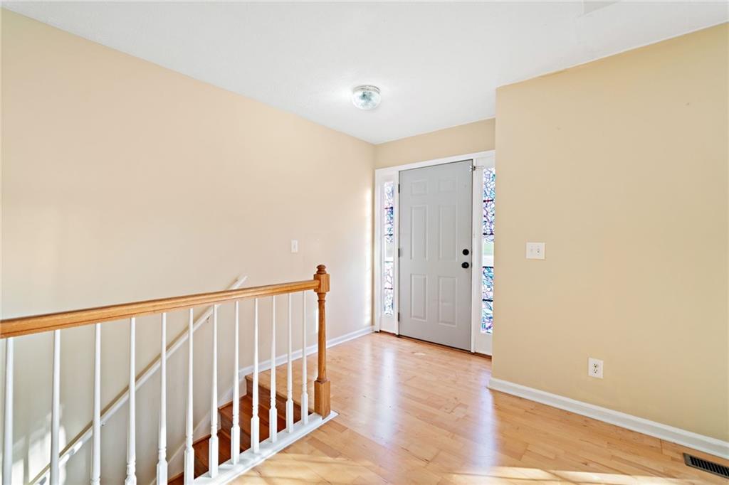 2114 Lindley Lane NW