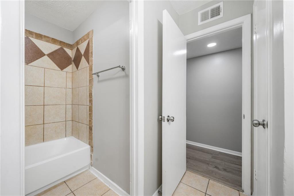 113 Tuxworth Circle