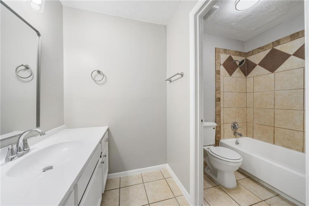 113 Tuxworth Circle
