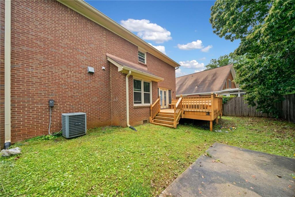 1237 Hunters Drive