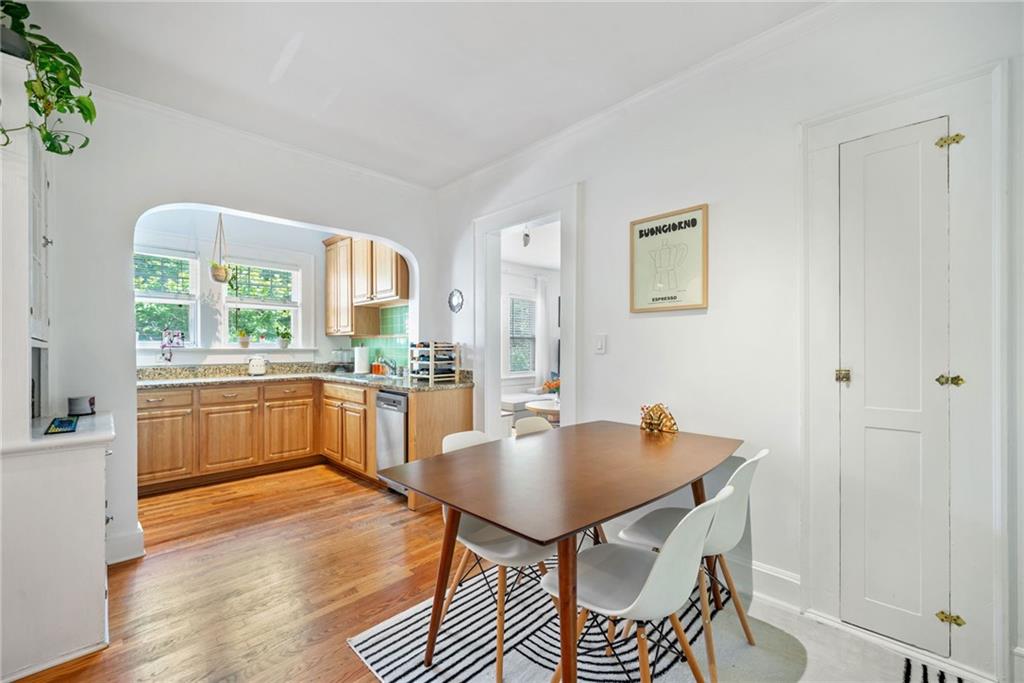 830 Barnett Street NE Unit 2