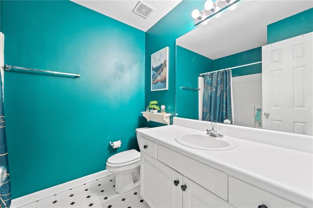 5340 Harris Creek Drive