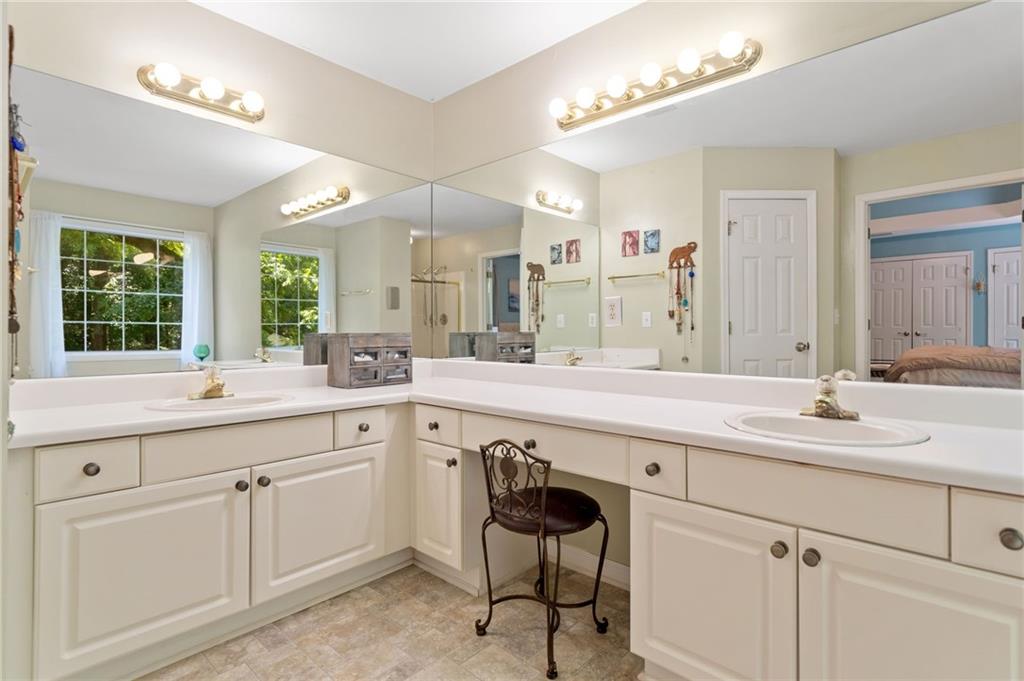 5340 Harris Creek Drive