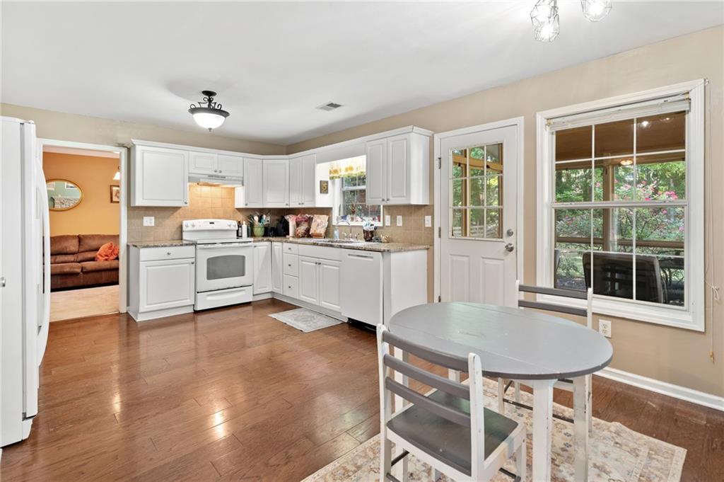 5340 Harris Creek Drive