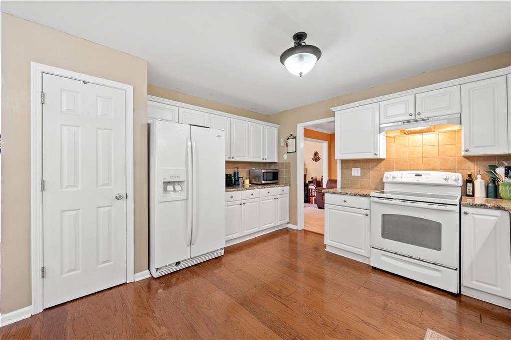 5340 Harris Creek Drive