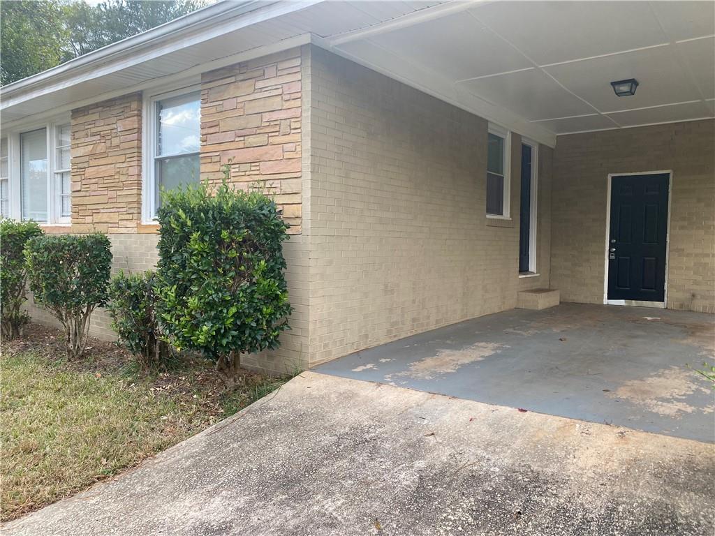 2493 Miriam Lane