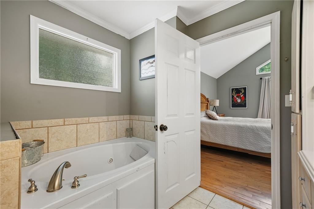 339 Buckingham Drive SW