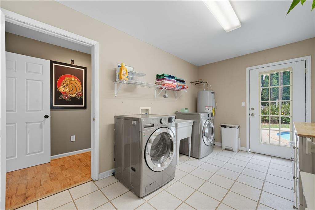 339 Buckingham Drive SW