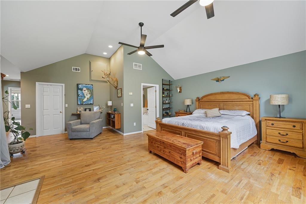 339 Buckingham Drive SW