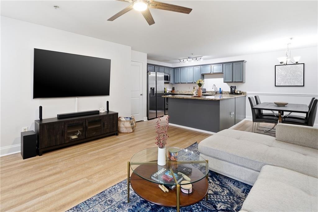 1106 Madison Lane SE