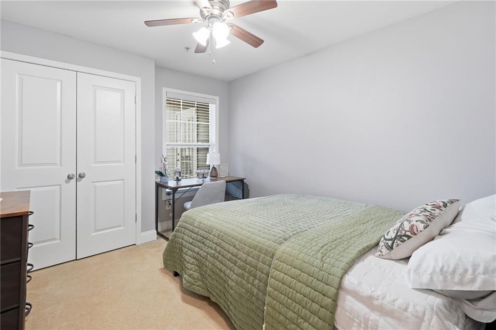 1106 Madison Lane SE