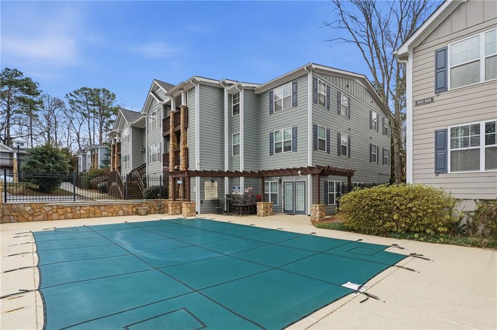 1106 Madison Lane SE